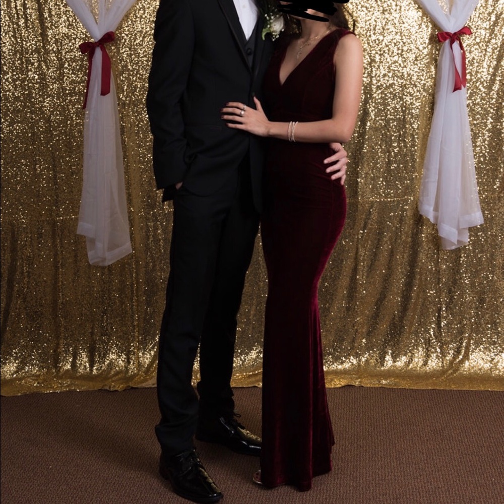 Women's Velvet V-Neck Burgundy Prom Dress